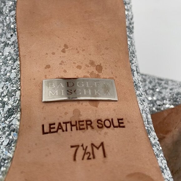 BADGLEY Mischka glitter sparkly silver pump high heel New Years Christmas party - Picture 13 of 16